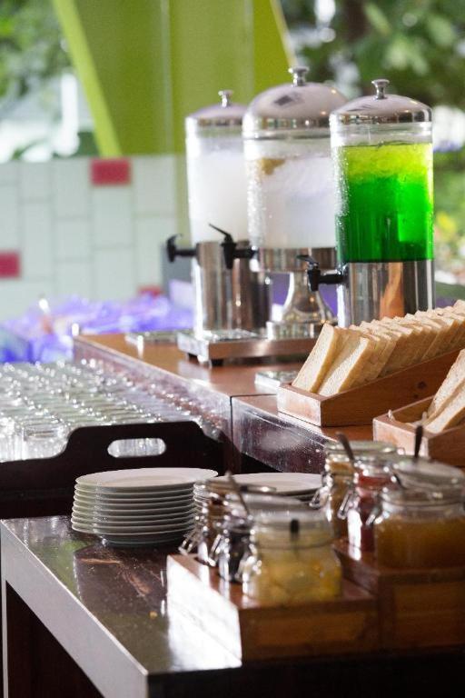 Amaris Padjajaran 2* Bogor