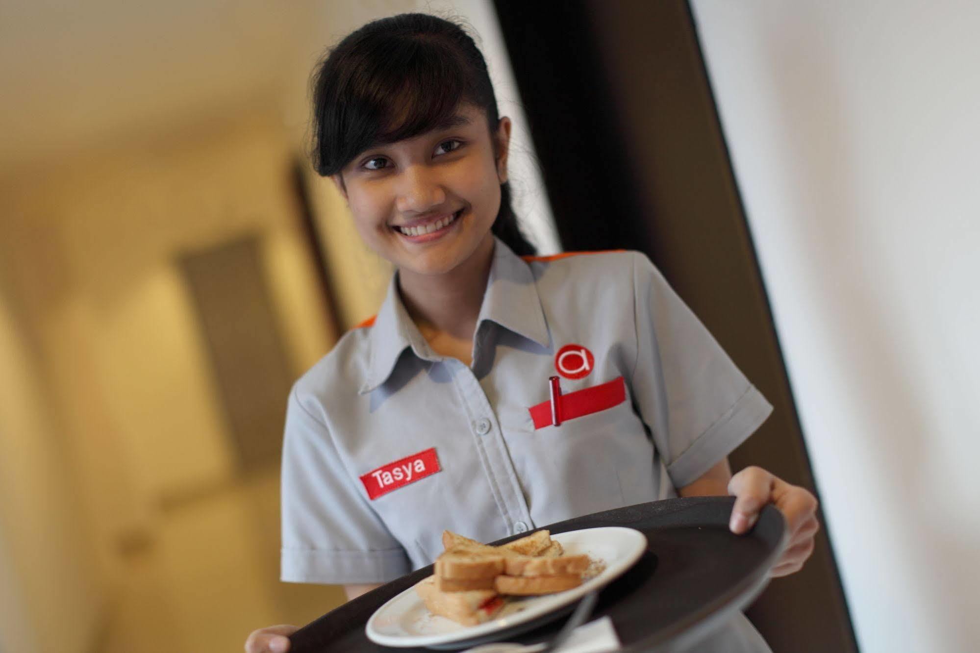 Hotel Amaris Padjajaran 2*